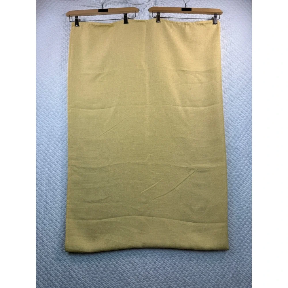 Laura Ashley Yellow Rectangular Tablecloth‎ 58x84 Solid Textured Woven Polyester